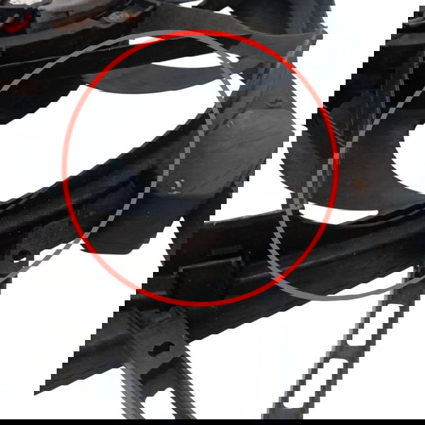 Ventoinha Eletroventilador Radiador Gm Astra 2001 Detalhe