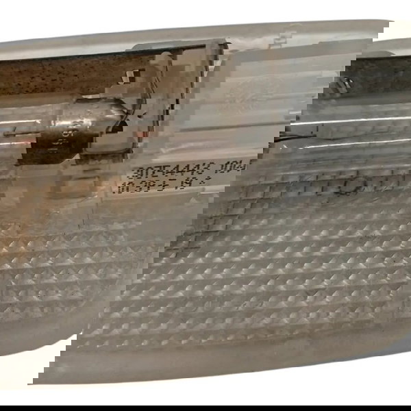 Luz Cortesia Porta Malas Volco C30 T5 2.5 2010 2011 2012