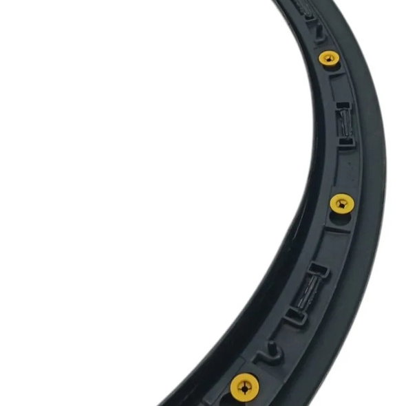 Moldura Paralama Traseiro Esquerdo Volvo C30 T5 2.5 2010