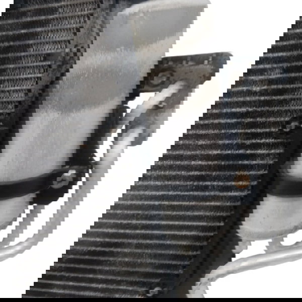 Condensador Ar Condicionado Gm Corsa 1.0 2004 Detalhe