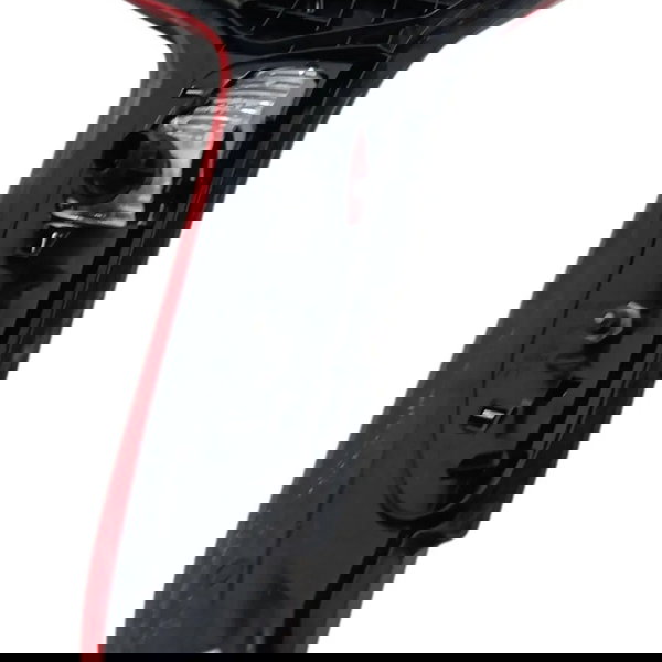 Lanterna Traseira Direita Volvo C30 2.5 2008 2009 2010 2011 Direito/passageiro