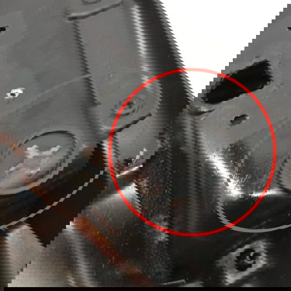 Forro Traseiro Esquerdo Volvo C30 T5 2009 2010 Detalhe