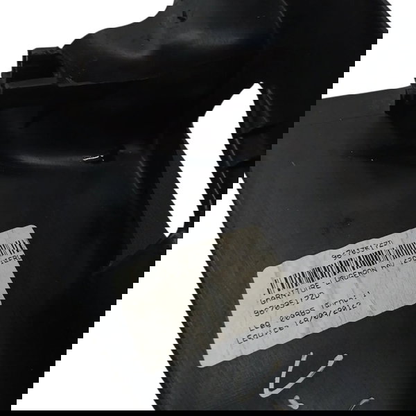 Soleira Porta Dianteira Esquerda Peugeot 308 2014 Detalhe