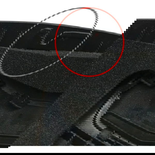 Moldura Acabamento Coluna Esquerda Volvo C30 2010 Detalhe