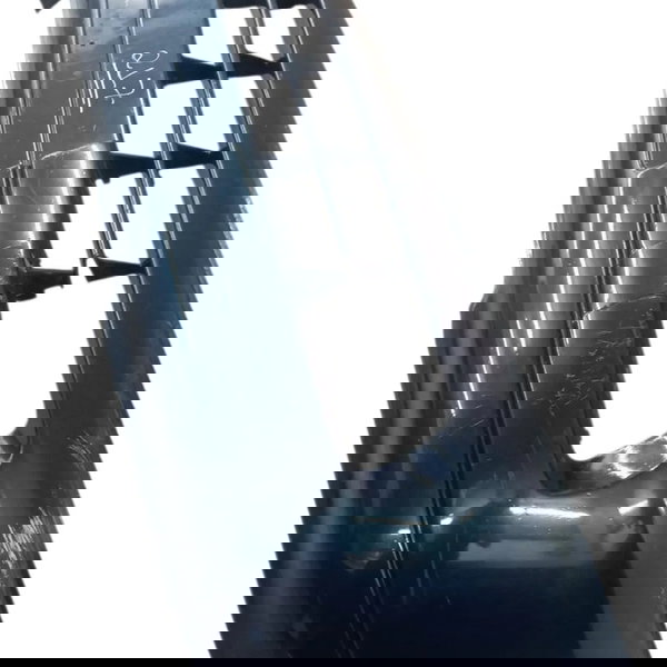 Parachoque Dianteiro Chevrolet Astra Hatch 1.8 2000 Detalhe Azul-escuro