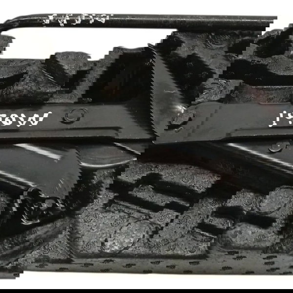 Kit Macaco Chave Roda Isopor Fiat Mobi 1.0 2020 Detalhe