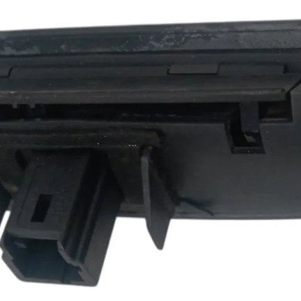 Maçaneta Tampa Traseira Porta Mala Peugeot 307 2008 Detalhe