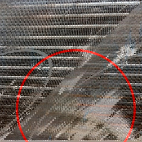 Radiador Agua Motor Fiat Mobi 1.0 2020 2021 2022 Detalhe