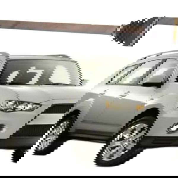 Semi Eixo Traseiro Direito Mitsubishi Outlander 3.0 V6 2010