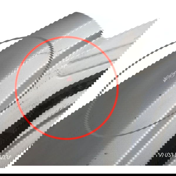 Tampa Traseira Chevrolet Captiva 2009 2010 Detalhe Cinza