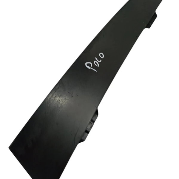 Moldura Coluna Porta Dianteira Direita Vw Polo 1.6 2002 2003
