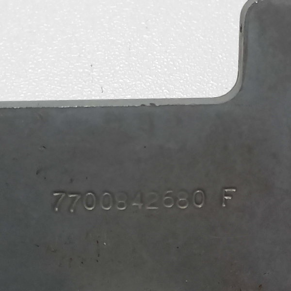 Dobradiça Do Capô Lado Esquerdo Renault Clio 2005