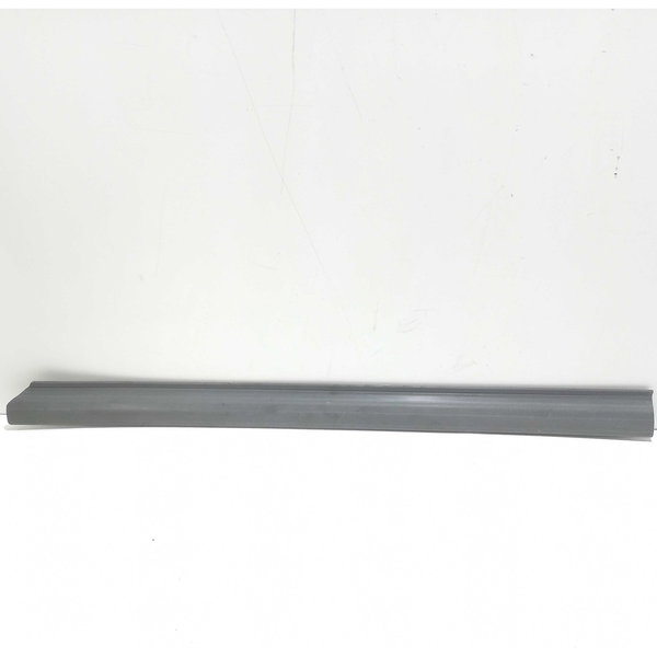 Soleira Lado Direito Dianteiro Volkswagen Santana