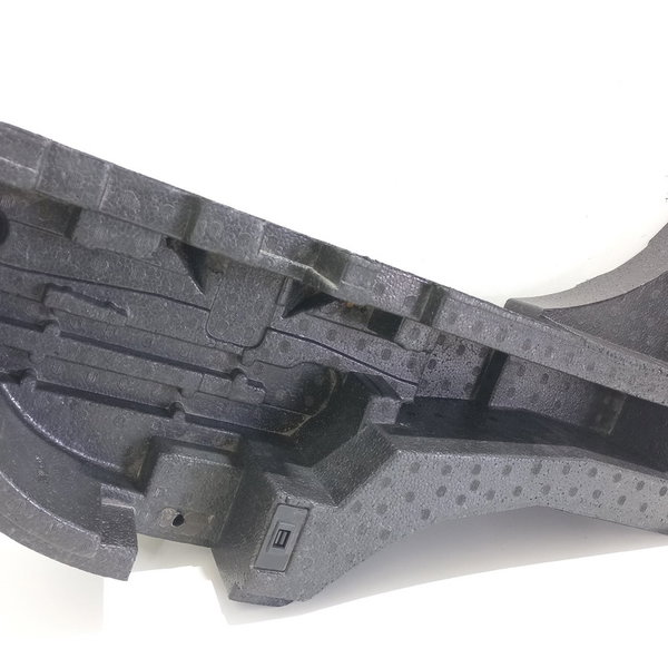 Acabamento Isopor L/direito Porta Malas Mitsubishi Airtrek