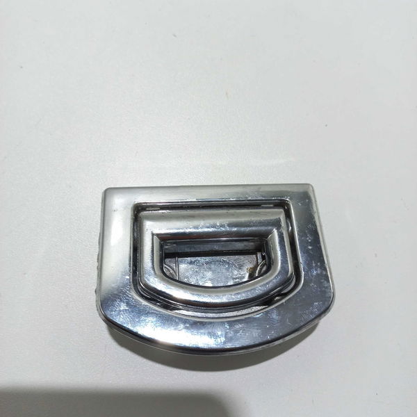 Trava De Tampão Do Estepe Audi A3 Jetta 2009