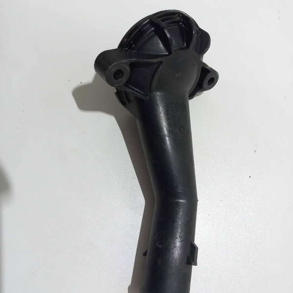 Tampa De Valvula Termostatica Vw Jetta 2009 2.5  Preto
