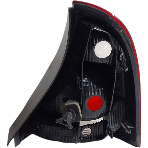 Lanterna Traseira Esquerda Renault Clio 2017  Esquerdo Vermelho