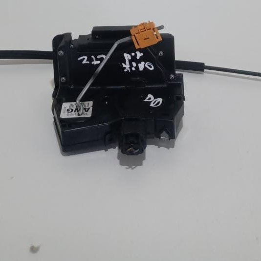 Fechadura Dianteiro Direito Onix 1.4 Ltz 2019