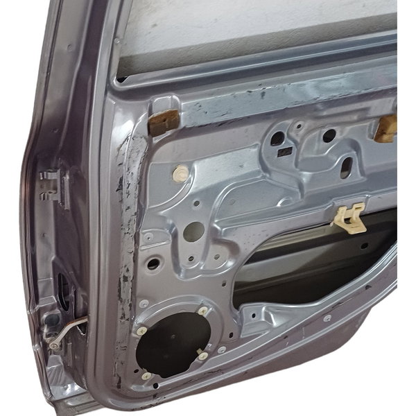 Porta Traseira Direita Clio 2008 Detalhes