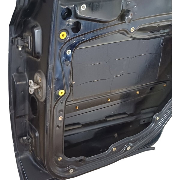 Porta Traseira Direita Stilo Detalhes