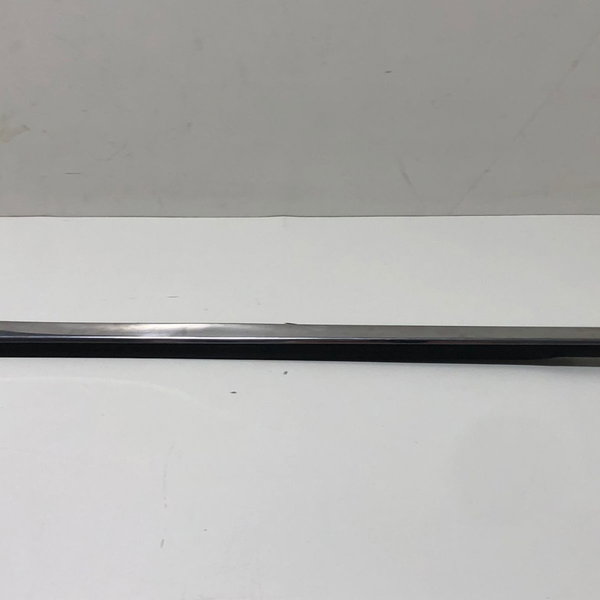 Friso Da Porta Traseira Esquerda Chevrolet Captiva   Preto