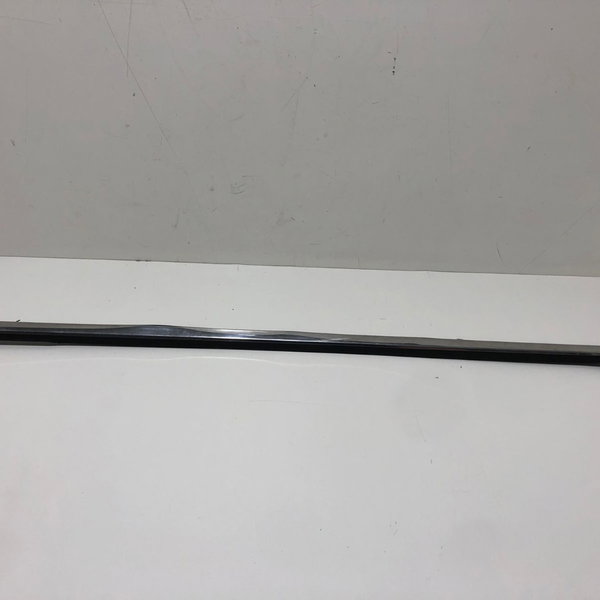 Friso Da Porta Traseira Esquerda Chevrolet Captiva   Preto