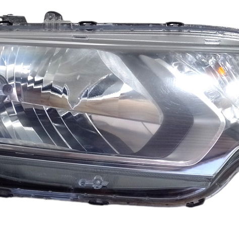 Farol Direito Honda Fit 2019 Recuperado  Direito