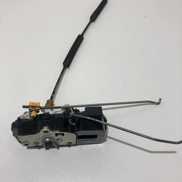 Fechadura Dianteira Esquerda Captiva