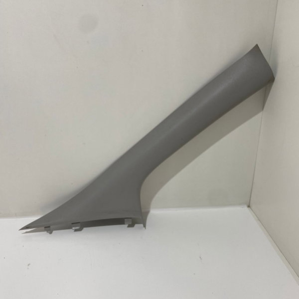 Moldura Acabamento Coluna Para-brisa Direito Ford Ka 2015